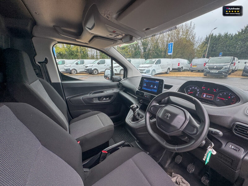 Used Peugeot Partner 2023 for sale - 77041772: Photo 15