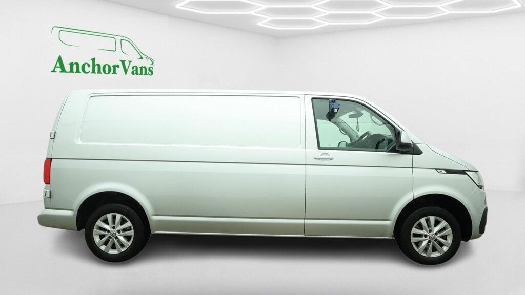 Used Volkswagen Transporter 2023 for sale - 78070133: Photo 3