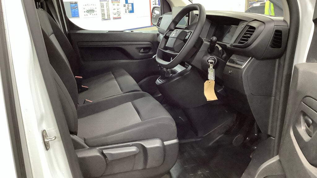 Used Vauxhall Vivaro 2024 for sale - 77528229: Photo 9