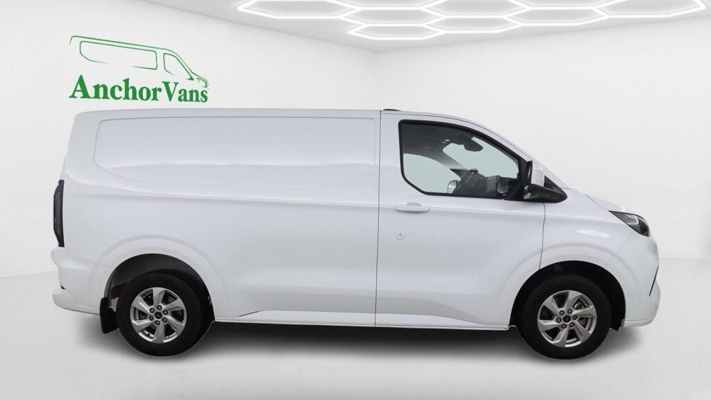 Used Ford Transit Custom 2024 for sale - 78070108: Photo 3
