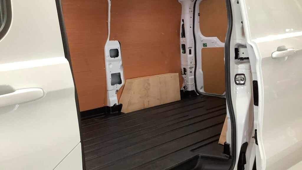 Used Ford Transit Custom 2024 for sale - 78070108: Photo 8
