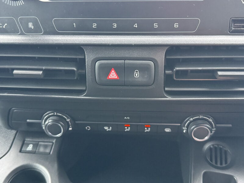 Used Vauxhall Combo 2022 for sale - 77296711: Photo 30