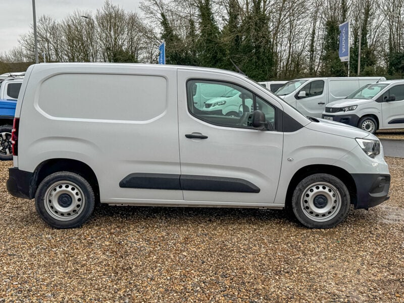 Used Vauxhall Combo 2022 for sale - 77296711: Photo 5