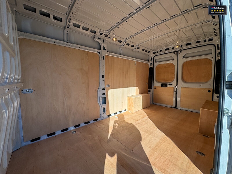 Used Peugeot Boxer 2023 for sale - 77042119: Photo 11