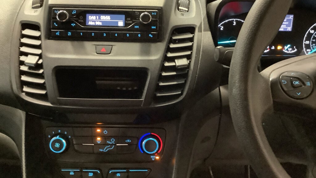 Used Ford Transit Connect 2018 for sale - 77363376: Photo 11