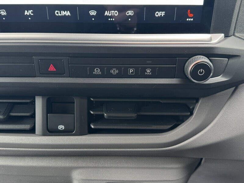 Used Volkswagen Transporter 2025 for sale - 77296666: Photo 40