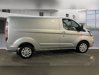 Used Ford Transit Custom 2023 for sale - 77296656: Photo