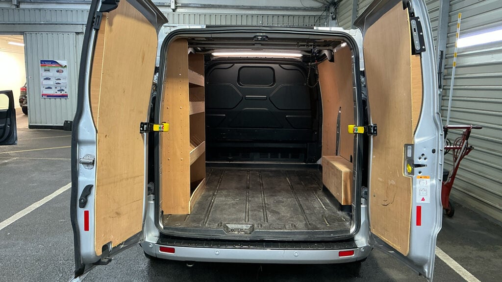 Used Ford Transit Custom 2023 for sale - 77296656: Photo 5