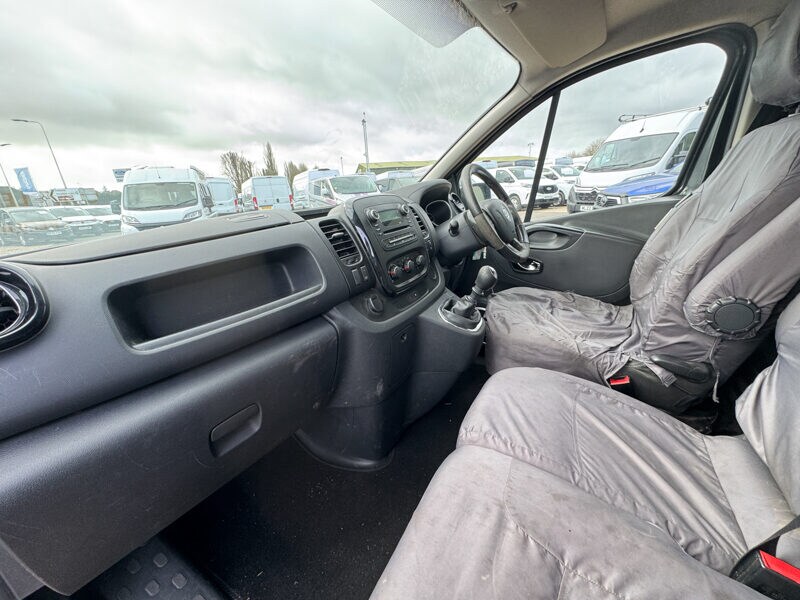 Used Vauxhall Vivaro 2016 for sale - 77675570: Photo 12