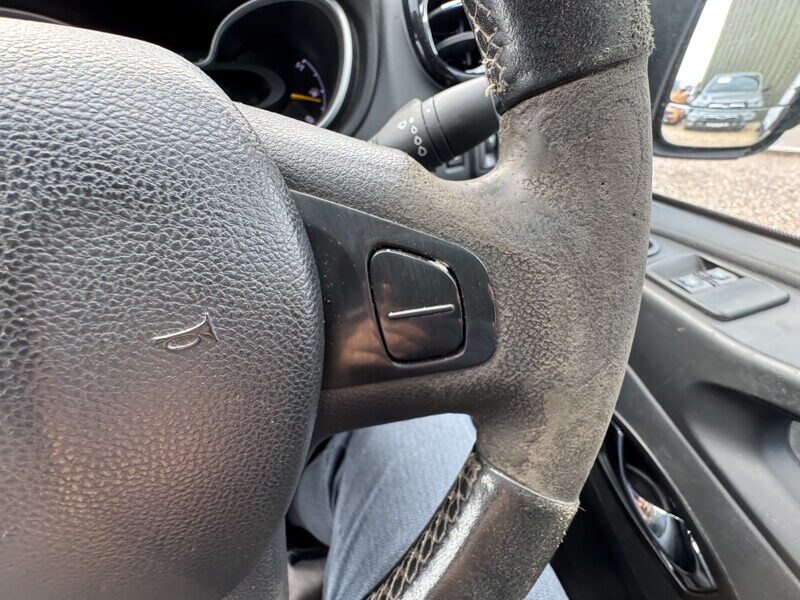 Used Vauxhall Vivaro 2016 for sale - 77675570: Photo 18