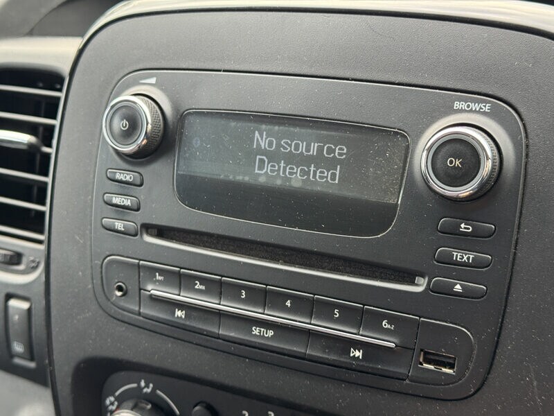 Used Vauxhall Vivaro 2016 for sale - 77675570: Photo 24