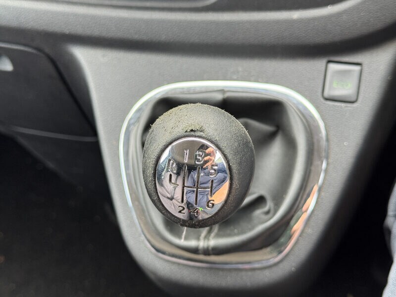 Used Vauxhall Vivaro 2016 for sale - 77675570: Photo 29