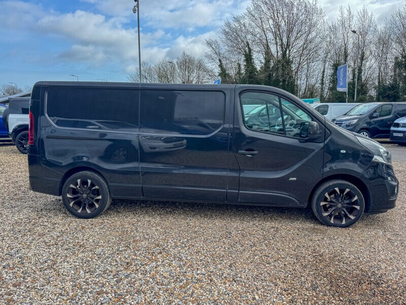 Used Vauxhall Vivaro 2016 for sale - 77675570: Photo 5
