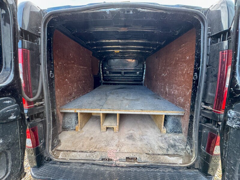 Used Vauxhall Vivaro 2016 for sale - 77675570: Photo 9