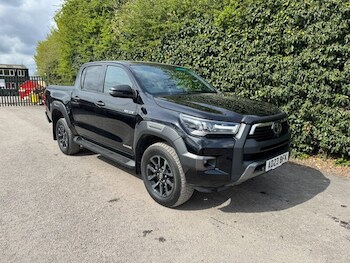 Used Toyota Hilux 2023 for sale - 75258618: Photo
