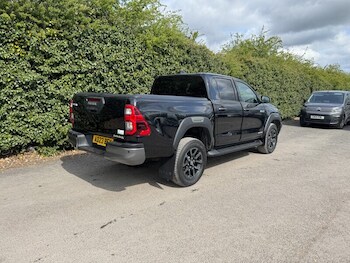 Used Toyota Hilux 2023 for sale - 75258618: Photo