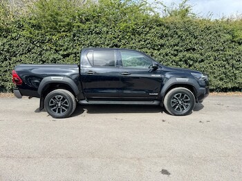 Used Toyota Hilux 2023 for sale - 75258618: Photo