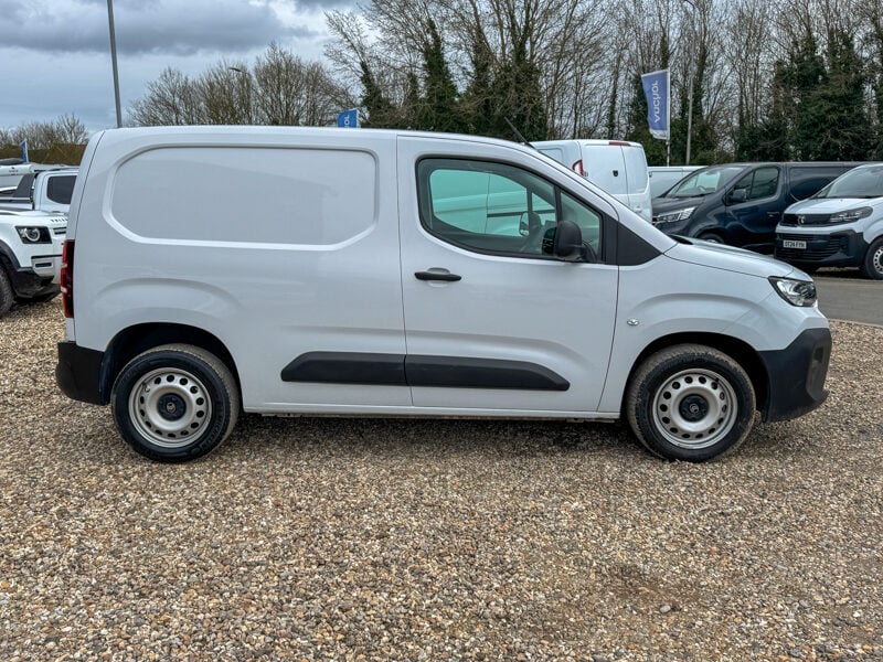 Used Citroen Berlingo 2024 for sale - 77666020: Photo 5