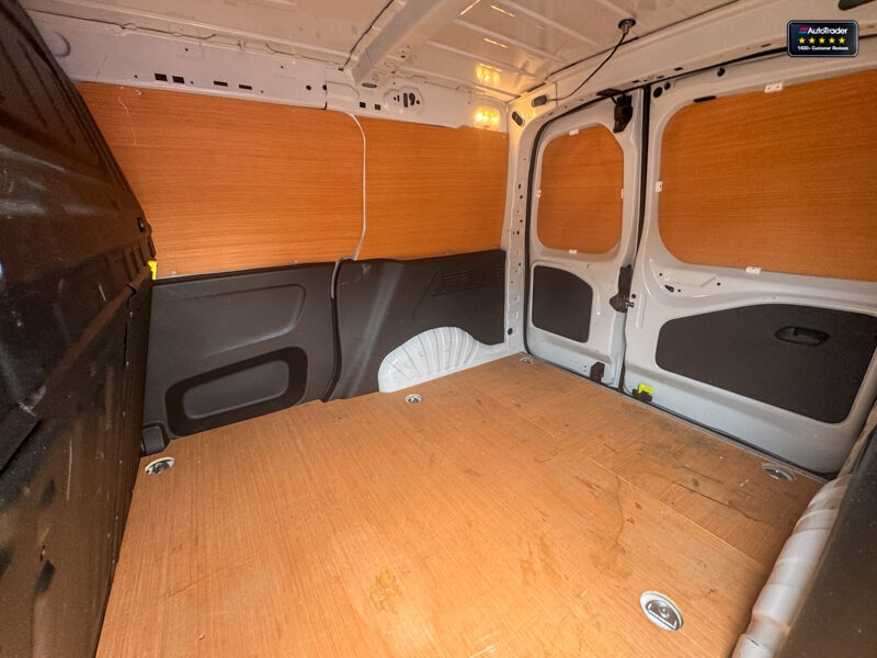 Used Peugeot Partner 2023 for sale - 77042038: Photo 11