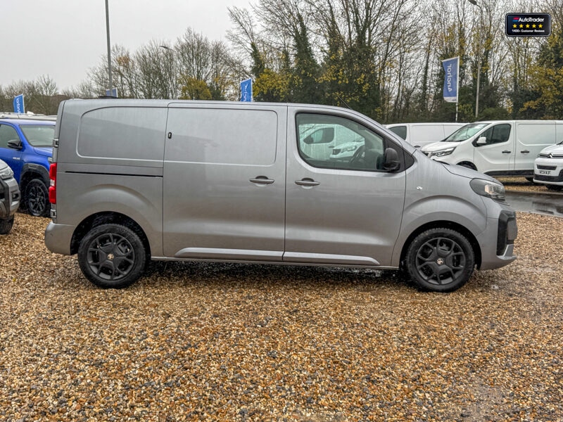 Used Vauxhall Vivaro 2024 for sale - 77041843: Photo 5