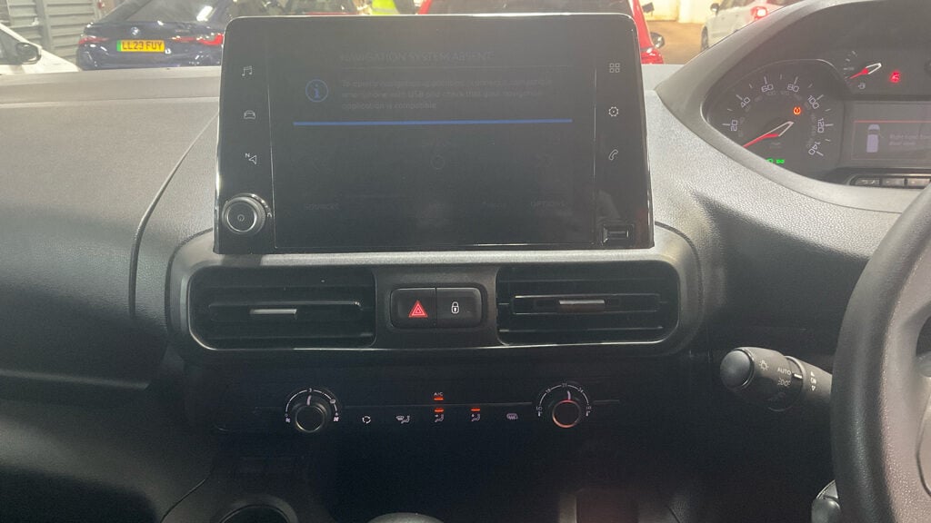 Used Peugeot Partner 2023 for sale - 77945521: Photo 10