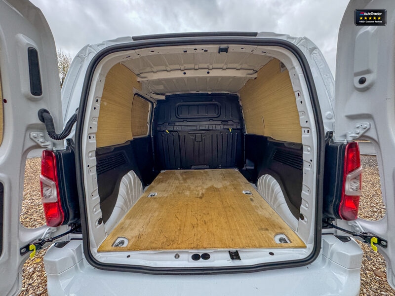 Used Peugeot Partner 2024 for sale - 77041649: Photo 9