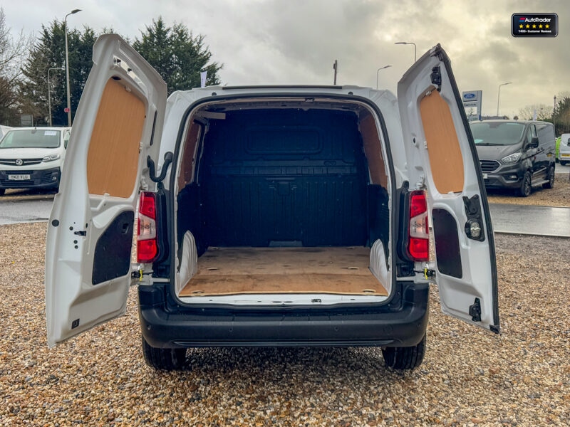 Used Vauxhall Combo 2024 for sale - 77042051: Photo 8