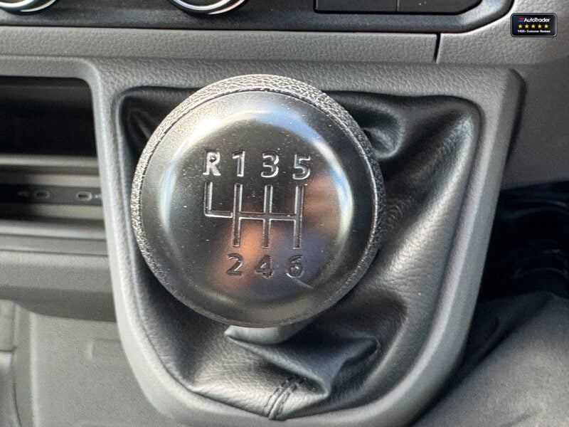 Used Volkswagen Crafter 2024 for sale - 77042098: Photo 42