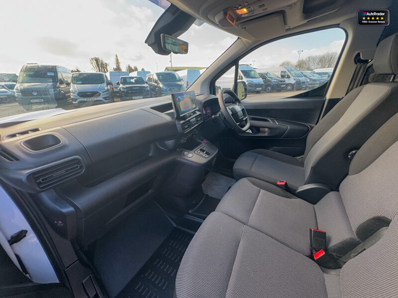 Used Fiat Doblo 2024 for sale - 77042025: Photo 12