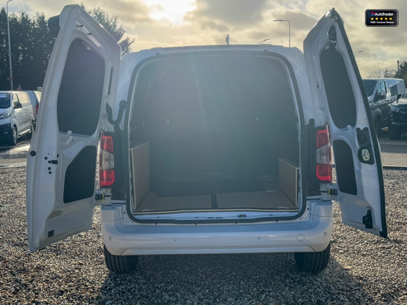 Used Fiat Doblo 2024 for sale - 77042025: Photo 8