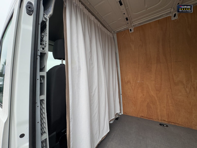 Used Volkswagen Crafter 2023 for sale - 77042102: Photo 12