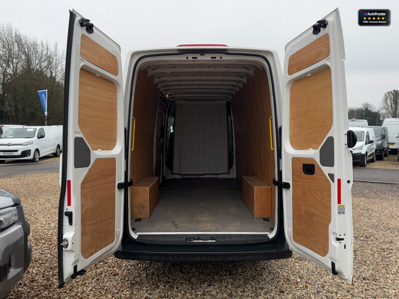 Used Volkswagen Crafter 2023 for sale - 77042102: Photo 8