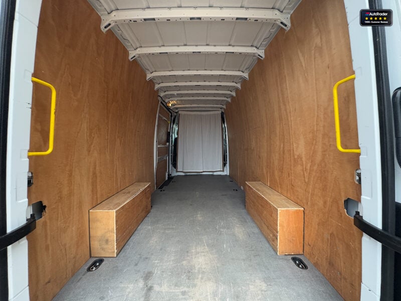 Used Volkswagen Crafter 2023 for sale - 77042102: Photo 9