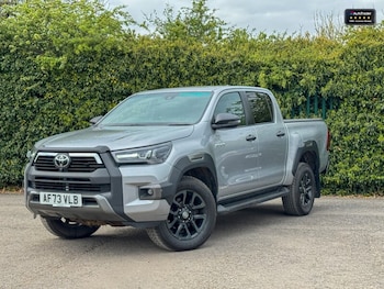 Used Toyota Hilux 2023 for sale - 75422812: Photo