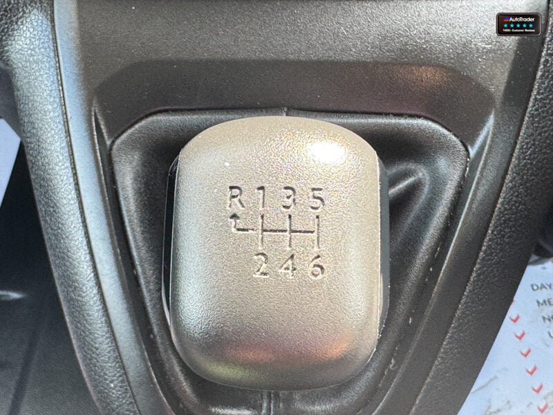 Used Peugeot Expert 2024 for sale - 77041970: Photo 35