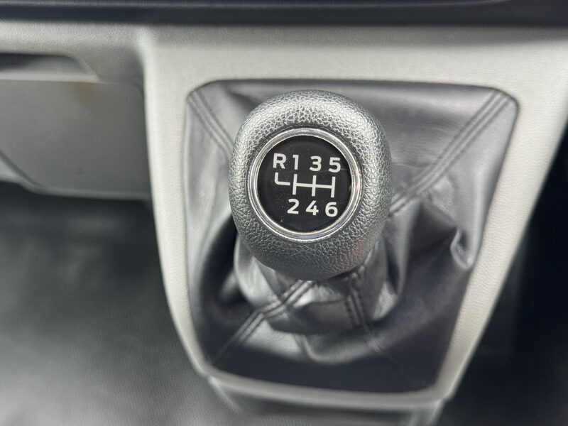 Used Ford Transit Custom 2024 for sale - 77363353: Photo 38