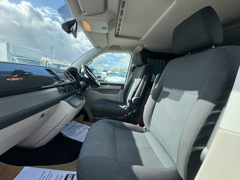 Used Volkswagen Transporter 2018 for sale - 77528208: Photo 17