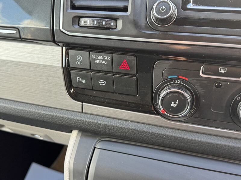 Used Volkswagen Transporter 2018 for sale - 77528208: Photo 39