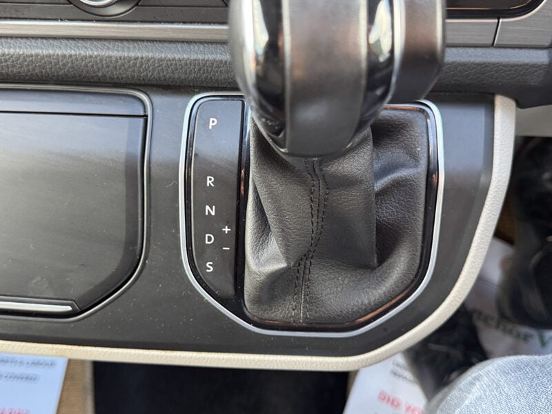 Used Volkswagen Transporter 2018 for sale - 77528208: Photo 41