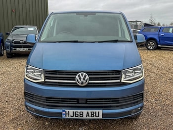 Used Volkswagen Transporter 2018 for sale - 77528208: Photo