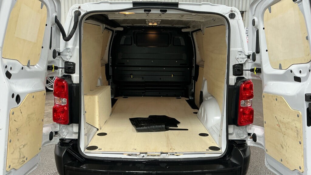 Used Toyota ProAce 2024 for sale - 77675562: Photo 5