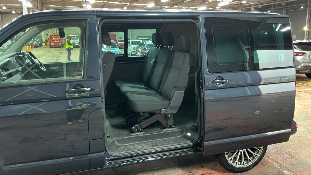 Used Volkswagen Transporter 2022 for sale - 77593191: Photo 8