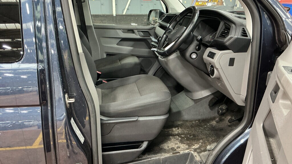 Used Volkswagen Transporter 2022 for sale - 77593191: Photo 9
