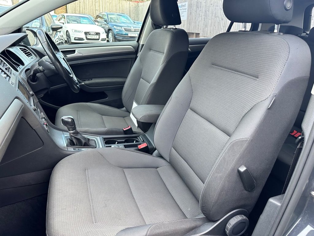 Used Volkswagen Golf 2016 for sale - 77666969: Photo 24