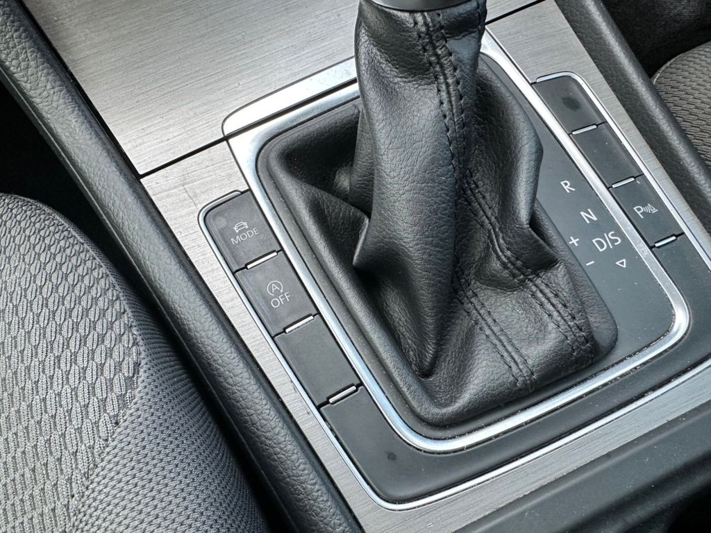 Used Volkswagen Golf 2016 for sale - 77666969: Photo 38