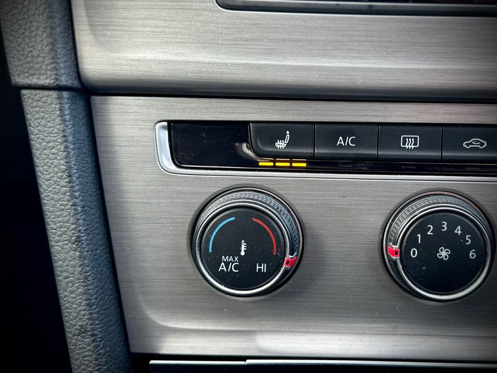 Used Volkswagen Golf 2016 for sale - 77666969: Photo 40