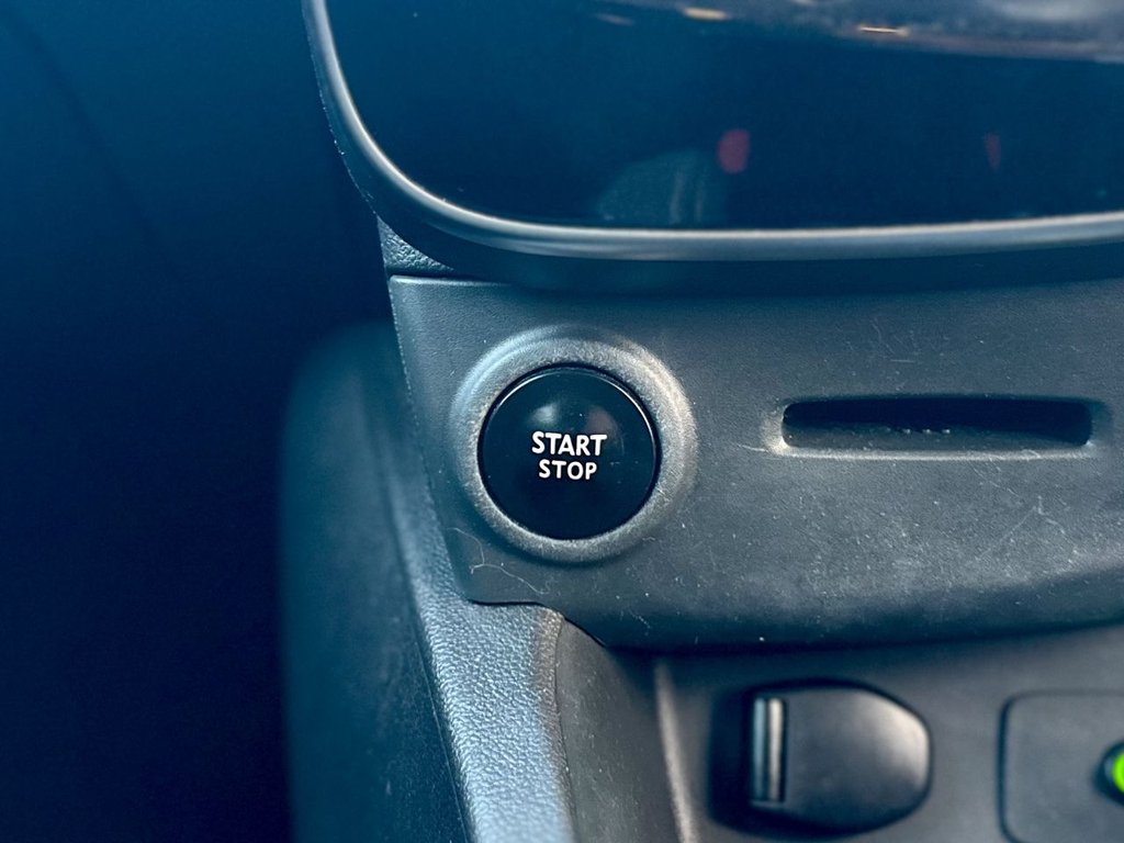 Used Renault Clio 2017 for sale - 77187924: Photo 16