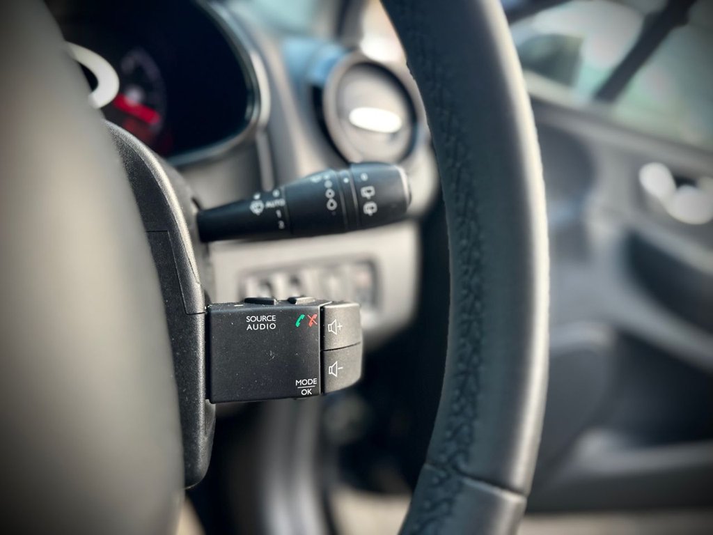 Used Renault Clio 2017 for sale - 77187924: Photo 23