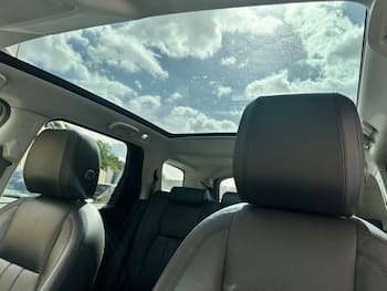 Used Land Rover Discovery Sport 2017 for sale - 79722949: Photo
