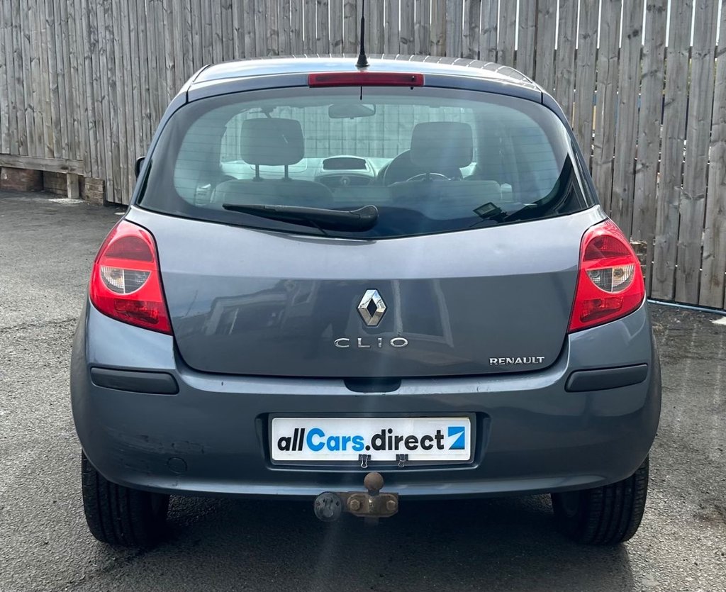 Used Renault Clio 2006 for sale - 77009515: Photo 10